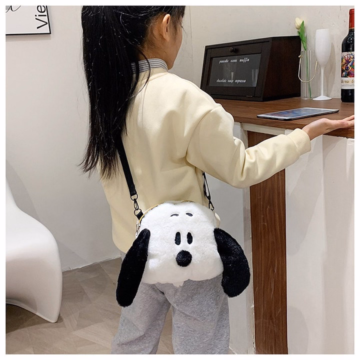 Túi Đeo Chéo Hoạt Hình Chó Đen Trắng Snoopy Ngộ Nghĩnh Đáng Yêu - Dmastore - Ảnh 11