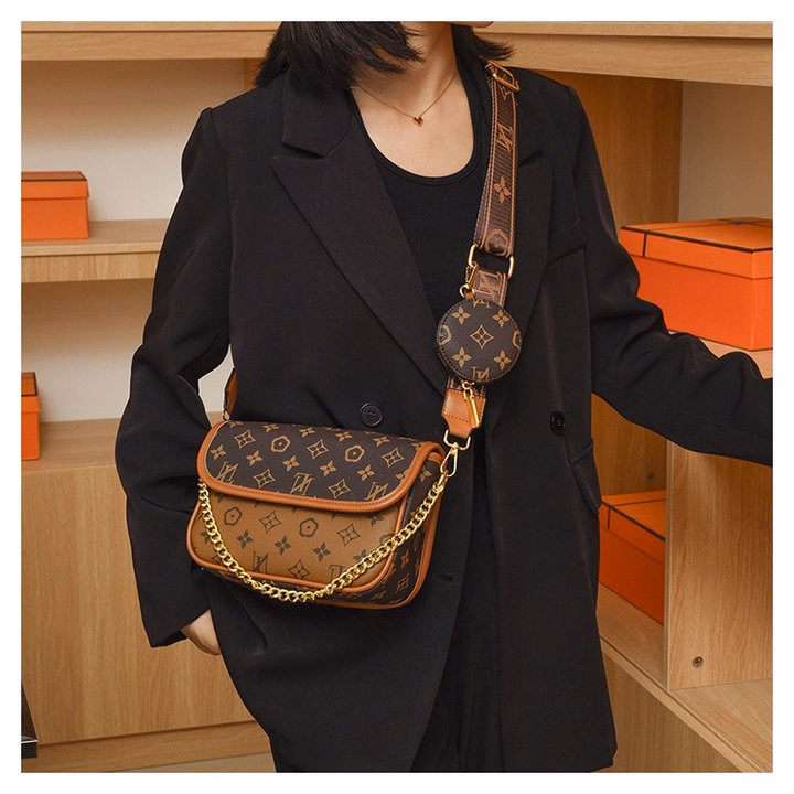 Túi Đeo Chéo Họa Tiết Retro Thời Trang Cực Sang Chảnh Kèm Ví Wh510 - Winnie House - Ảnh 3