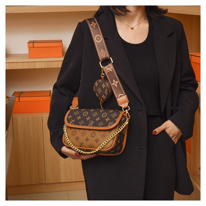 Túi Đeo Chéo Họa Tiết Retro Thời Trang Cực Sang Chảnh Kèm Ví Wh510 - Winnie House - Ảnh 8
