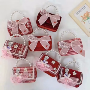 Túi Đeo Chéo Cầm Tay Cho Bé Siêu Đáng Yêu Wh546 - Winnie House