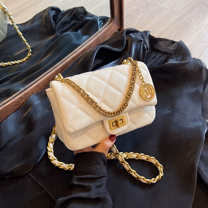 Túi Xách Nữ Da Pu Mềm Phối Xích Khóa Xoay Thiết Kế Ô Trầm Trám Thời Trang Pp577 - Pipi Store - Ảnh 2