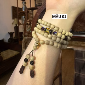 [Dây] Vòng Trầm Dó Được Kết Đá Mossanite Và Charm - Ttvtd