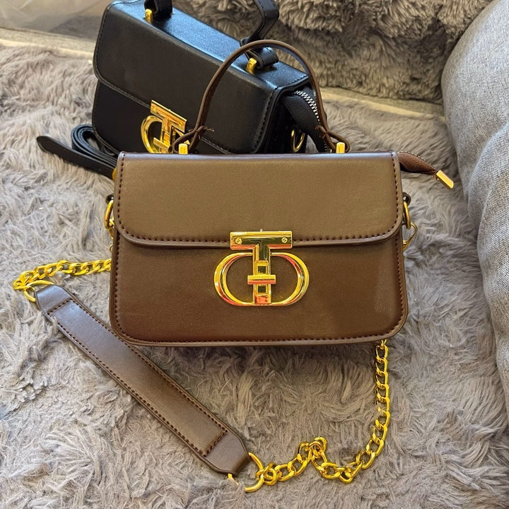 Túi Đeo Chéo Phối Xích Da Trơn Cao Cấp Sang Trọng Khóa Chữ T Wh588 - Winnie House - Ảnh 4