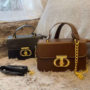 Túi Đeo Chéo Phối Xích Da Trơn Cao Cấp Sang Trọng Khóa Chữ T Wh588 - Winnie House