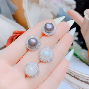 Bông Tai Ngọc Trai Nuôi Nước Ngọt Thiên Nhiên Đính Full Đá Bạc Ta - Thắng Giang