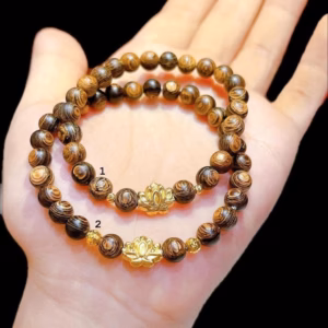 Vòng Tay Trầm Hương Sánh Chìm Thiên Nhiên Phối Sen Vàng 10 Kara - Thắng Giang