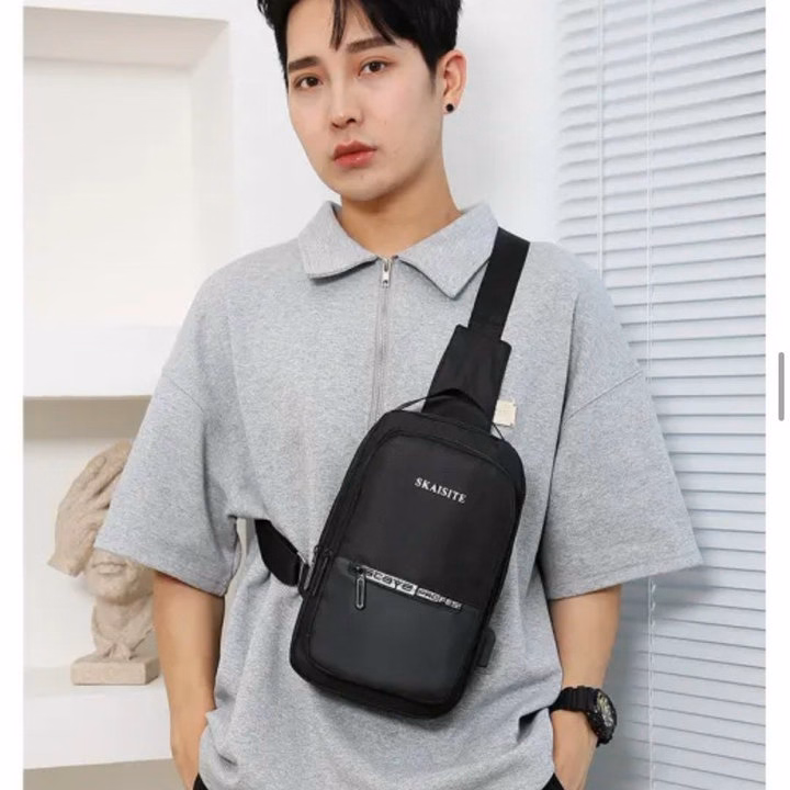 Túi Đeo Chéo, Đeo Ngực Nam Nữ Vải Canvas Chống Nước, Chống Trộm Tích Hợp Cổng Sạc Wh609 - Winnie House - Ảnh 14
