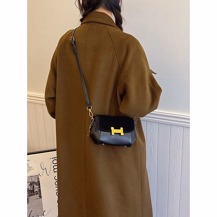 Túi Đeo Chéo, Đeo Vai Khóa H Kèm Móc Treo Sang Chảnh Lịch Sự Trẻ Trung Wh615 - Winnie House - Ảnh 15