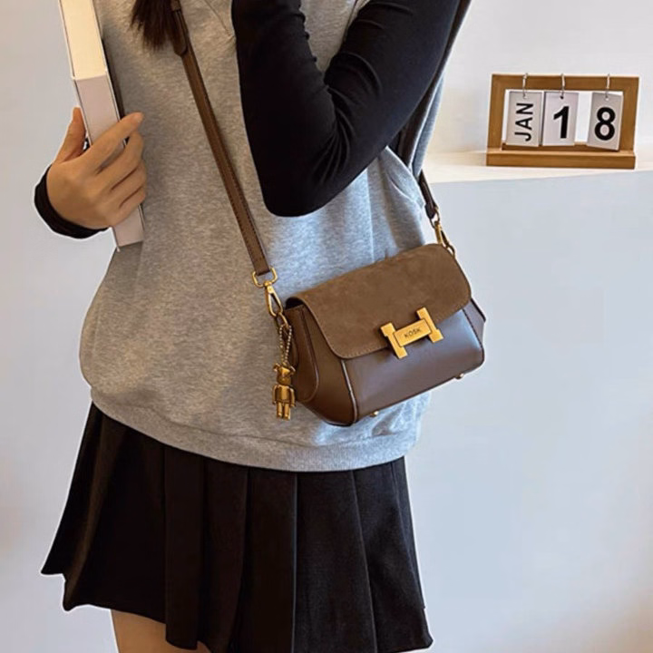 Túi Đeo Chéo, Đeo Vai Khóa H Kèm Móc Treo Sang Chảnh Lịch Sự Trẻ Trung Pp615 - Pipi Store - Ảnh 6