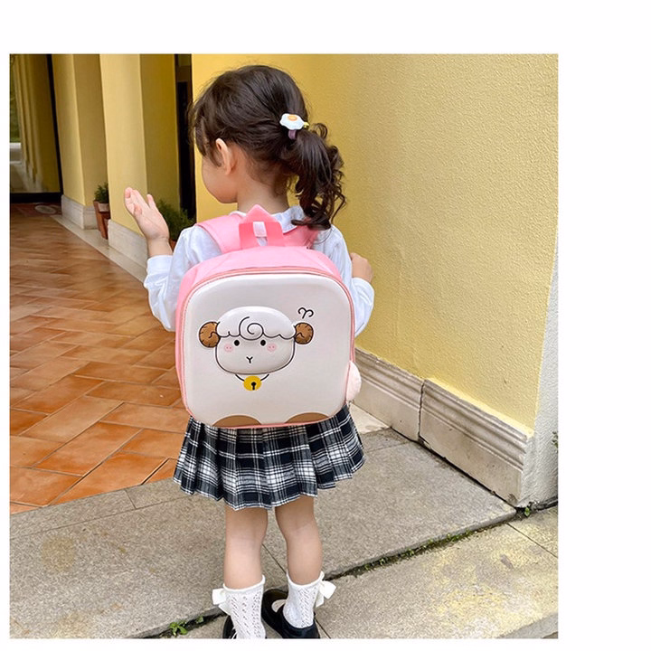 Balo Vuông Trẻ Em Cao Cấp Siêu Nhẹ Chống Nước, Quai Đeo Bằng Đệm Êm Giúp Bé Mang Thoải Mái Trên Vai 56308 - Lady'S Passion - Ảnh 3