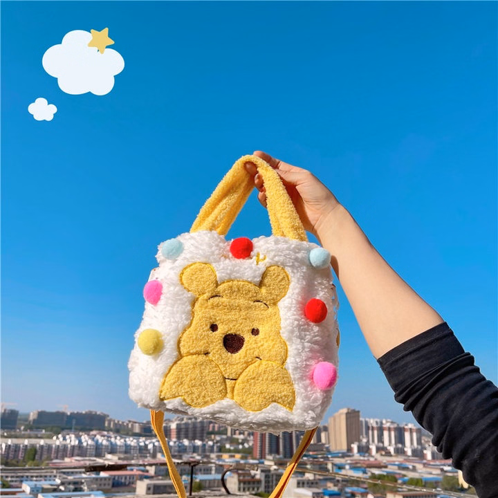 Túi Đeo Chéo Có Quai Xách Gấu Pooh Đính Hạt Bông Màu Sắc Phong Cách Dễ Thương-Dmastore - Ảnh 3