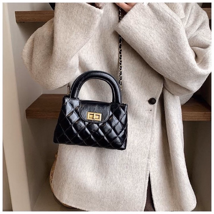 Túi Xách Nữ Đeo Chéo Cầm Tay Da Trần Trám Khóa Xoay Phối Xích Sang Trọng Pp631 - Pipi Store - Ảnh 3