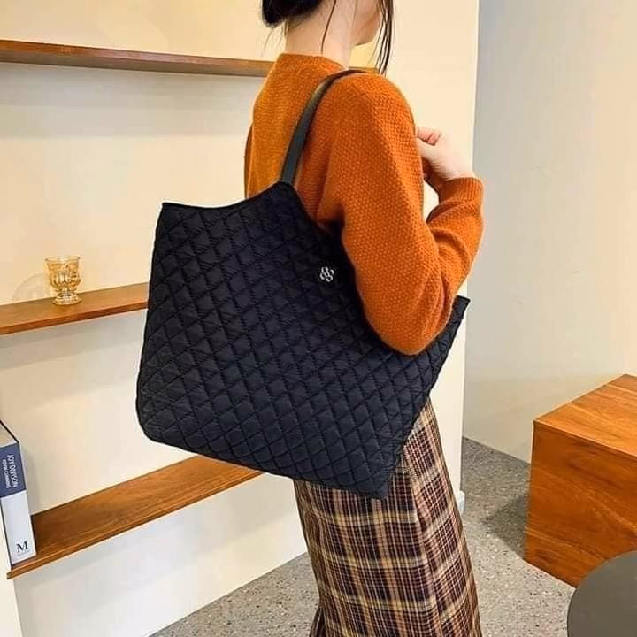 Túi Tote Nữ Đeo Vai Trần Trám Vải Dù Siêu Xinh - Ảnh 2