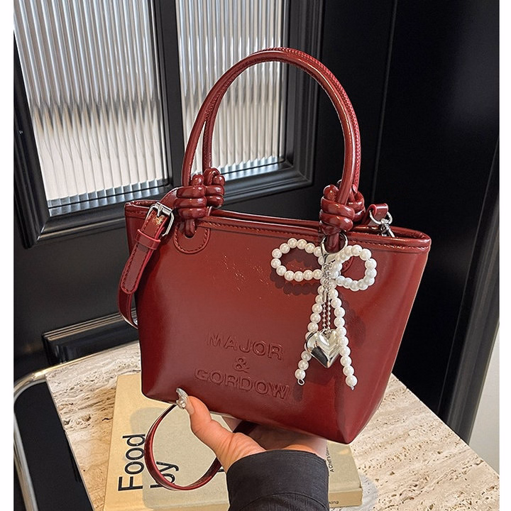 Túi Đeo Chéo Nữ, Đeo Vai Xách Tay Kèm Móc Charm Ngọc Thời Trang Larita Fashion 41 - Ảnh 5