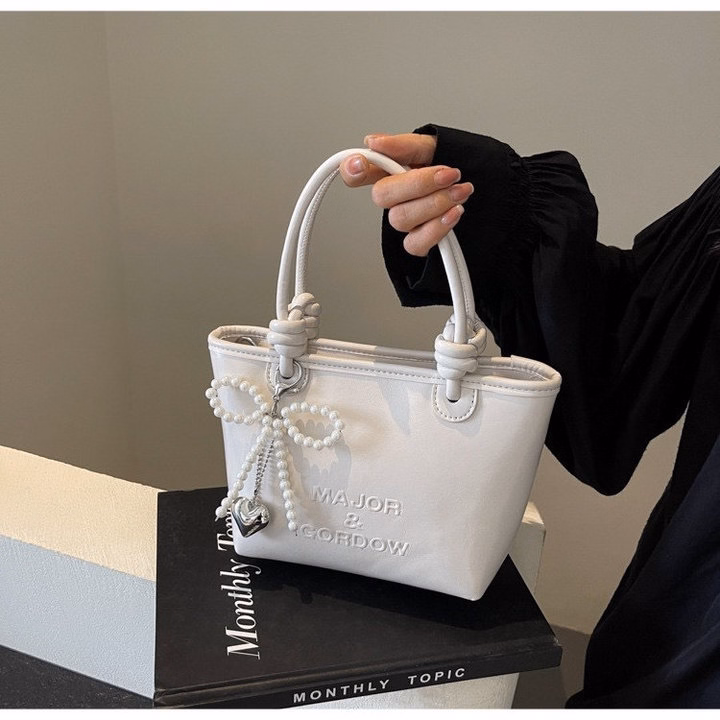 Túi Đeo Chéo Nữ, Đeo Vai Xách Tay Kèm Móc Charm Ngọc Thời Trang Larita Fashion 41