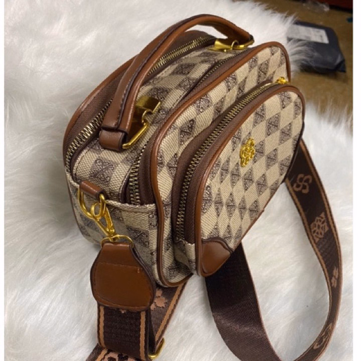 Túi Đeo Chéo Họa Tiết Kẻ Ô Đính Hoa Cúc Hot Trend Wh725, W455- Winnie House - Ảnh 5