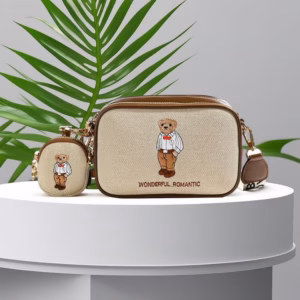 Túi Xách Nữ Đeo Chéo Hình Hộp Thêu Gấu - Siêu Dễ Thương Tặng Kèm Ví Wh720, W539 - Winnie House