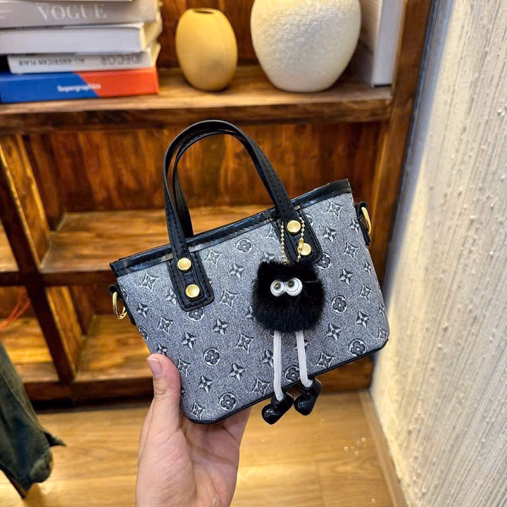 Túi Cầm Tay Mini Họa Tiết Hoa - Móc Treo Gấu Siêu Dễ Thương Pp739 - Pipi Store - Ảnh 6