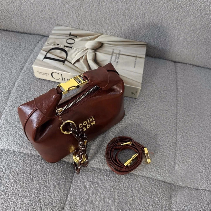 Túi Xách Nữ Dáng Bầu Kèm Chuông – Đẳng Cấp Sang Trọng, Cầm Là Thích, Đeo Là Mê Pp760 - Pipi Store - Ảnh 14