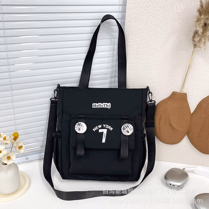 Túi Tote Phong Cách Street Style – Mix Đồ Cực Chất Wh774 - Winnie House - Ảnh 2
