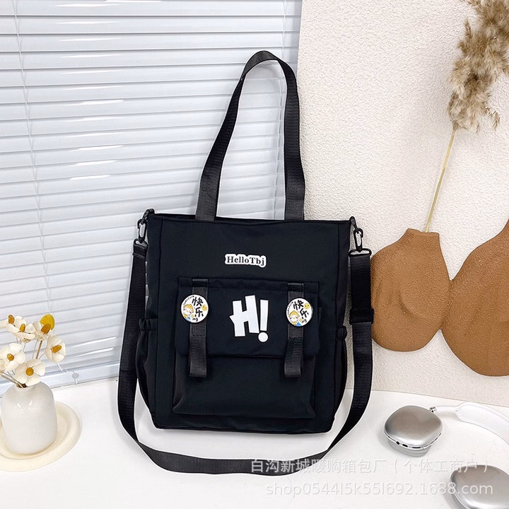 Túi Tote Phong Cách Street Style – Mix Đồ Cực Chất Wh774 - Winnie House - Ảnh 4