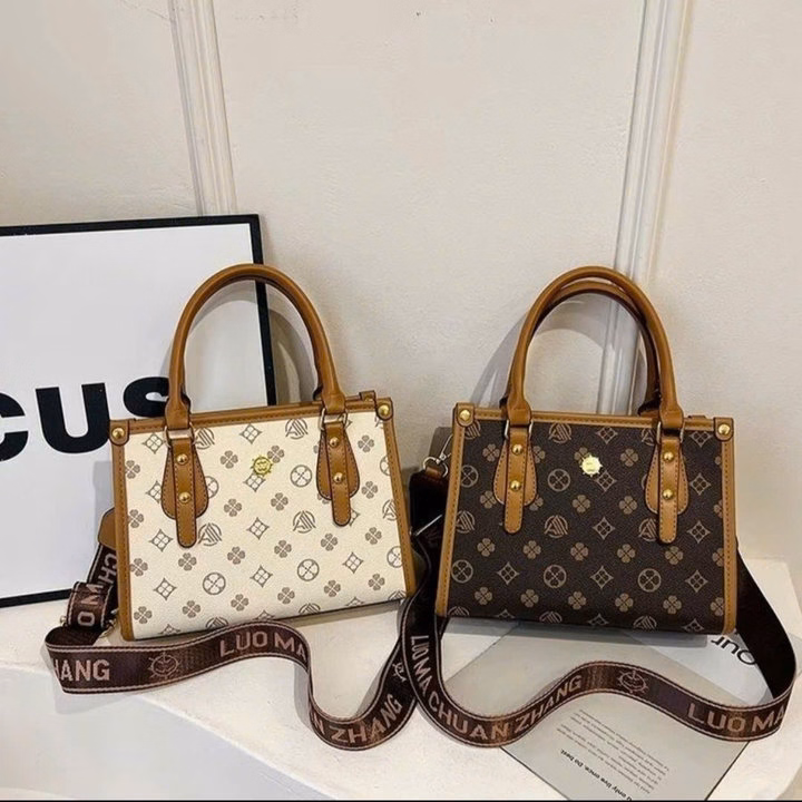 Túi Xách Nữ Họa Tiết Cổ Điển, Sang Trọng Mọi Góc Nhìn Pp820 - Pipi Store - Ảnh 2