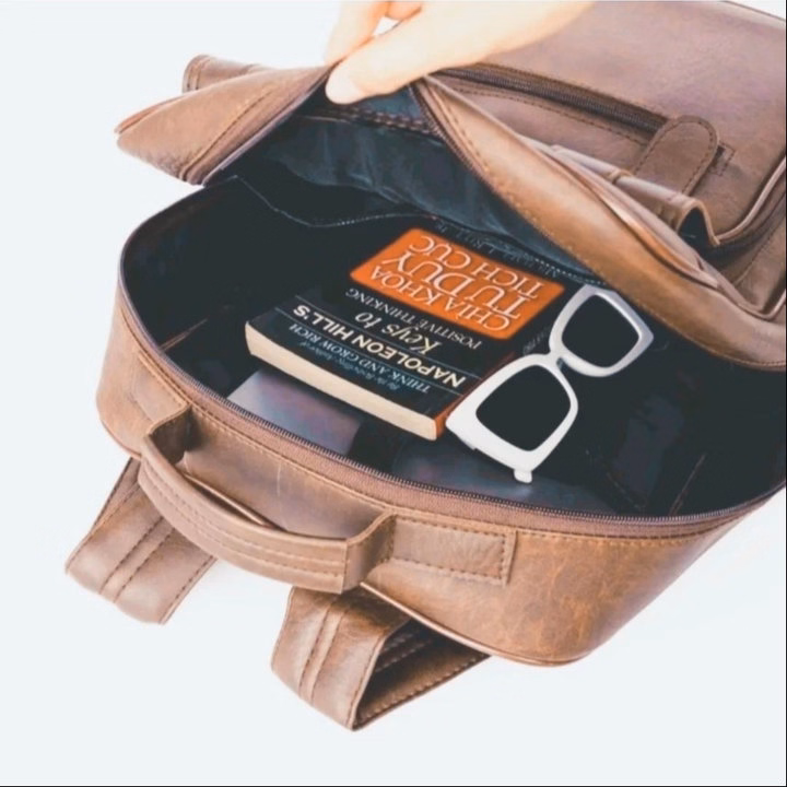 Balo Da Nam Cao Cấp Thời Trang - Đồng Hành Cùng Phong Cách Và Tiện Ích Wh698 - Winnie House - Ảnh 10