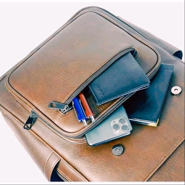 Balo Da Nam Cao Cấp Thời Trang - Đồng Hành Cùng Phong Cách Và Tiện Ích Wh698 - Winnie House - Ảnh 11