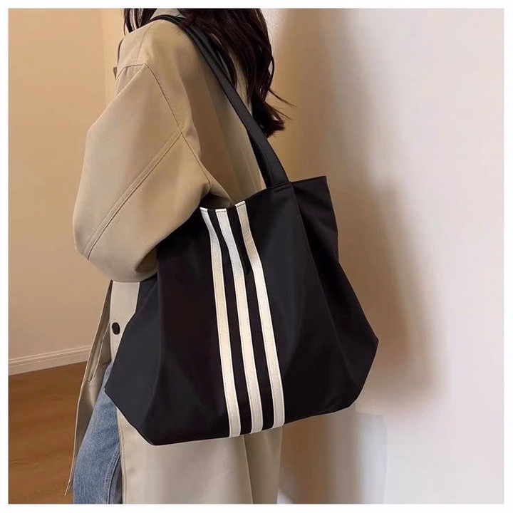 Túi Tote Phong Cách Basic Hàn Quốc – Đẹp, Nhẹ, Siêu Chất Wh828 - Winnie House - Ảnh 4