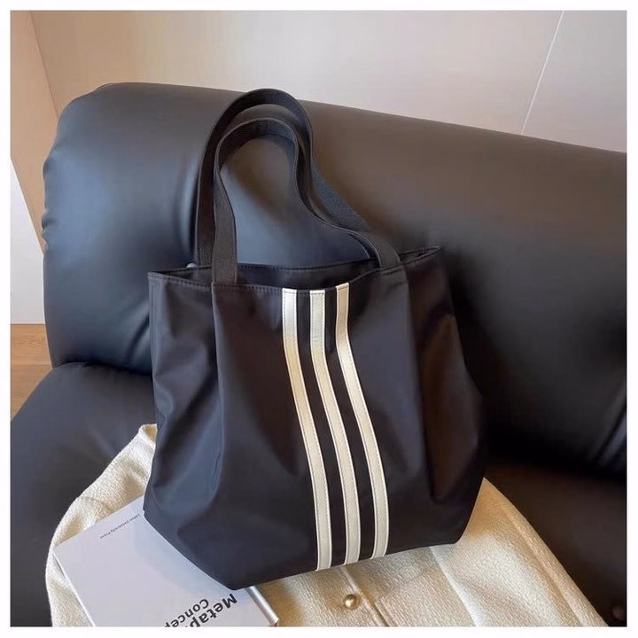 Túi Tote Phong Cách Basic Hàn Quốc – Đẹp, Nhẹ, Siêu Chất Wh828 - Winnie House - Ảnh 2