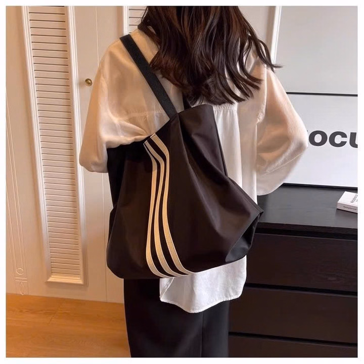 Túi Tote Phong Cách Basic Hàn Quốc – Đẹp, Nhẹ, Siêu Chất Wh828 - Winnie House - Ảnh 15