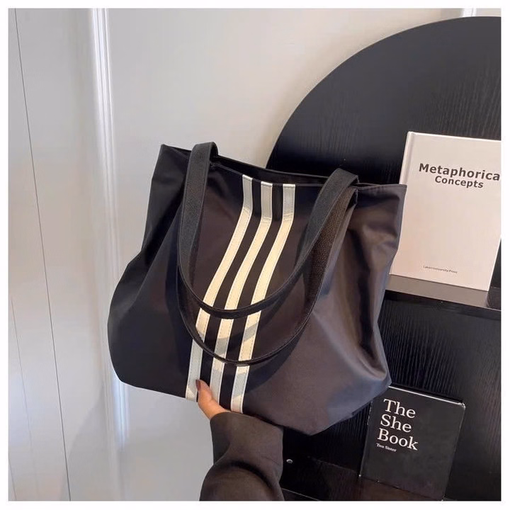 Túi Tote Phong Cách Basic Hàn Quốc – Đẹp, Nhẹ, Siêu Chất Wh828 - Winnie House - Ảnh 9