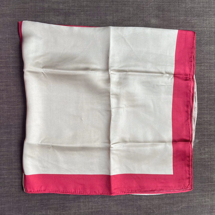 Khăn Quàng Cổ Lụa Hình Vuông Thời Trang - Ảnh 13