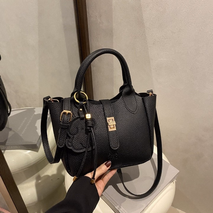 Túi Xách Nữ Da Gạo W763 – Thanh Lịch & Thời Thượng W763 - Pipi Store - Ảnh 12