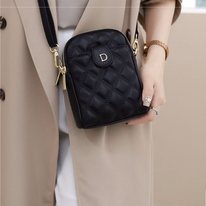 Túi Xách Nữ Đeo Chéo Chữ D Đựng Điện Thoại Nhỏ Gọn – Siêu Tiện Dụng W759 - Winnie House - Ảnh 3