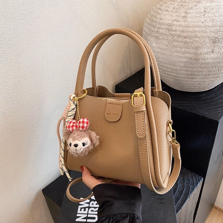 Túi Xách Nữ Đeo Chéo Da Gạo Thời Trang – Đính Kèm Gấu Siêu Dễ Thương W758 - Winnie House - Ảnh 5