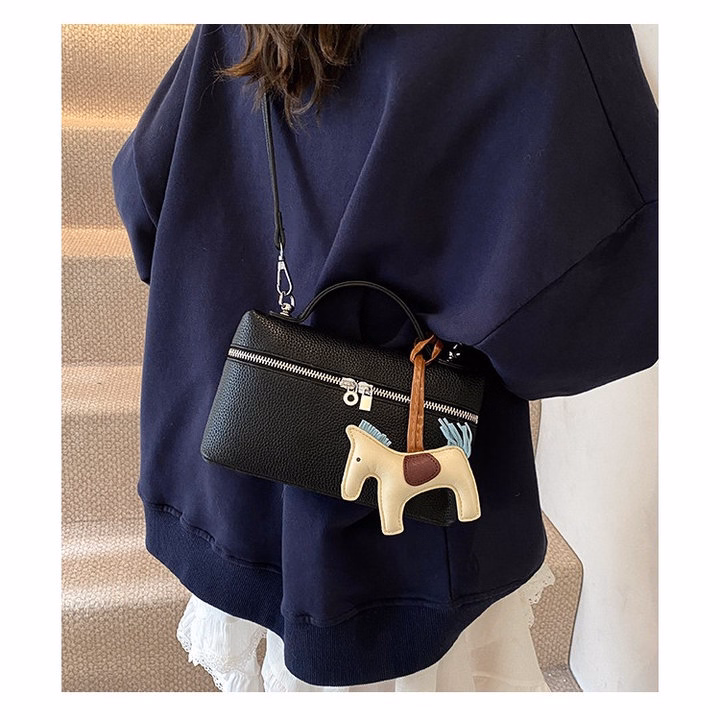 Túi Xách Nữ Dáng Cốp Chữ Nhật – Tặng Móc Treo Ngựa Siêu Xinh W757 - Winnie House - Ảnh 8