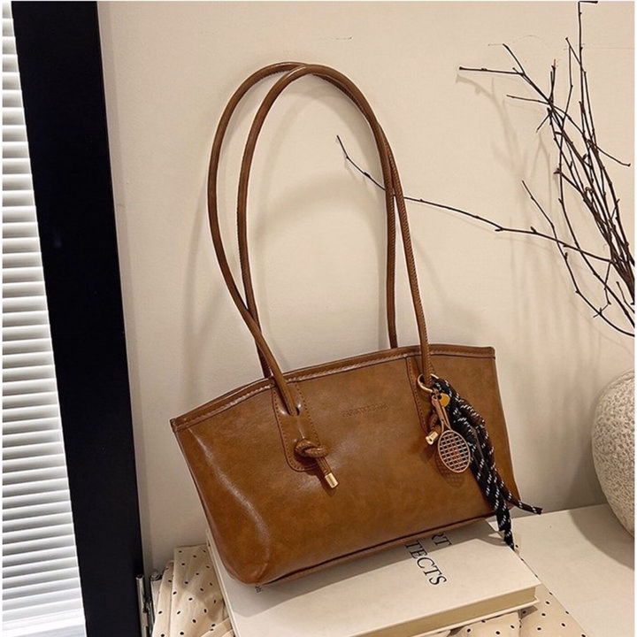 Túi Xách Nữ Da Dày Dặn, Sang Xịn Mịn Tặng Kèm Móc Khóa W742 - Winnie House - Ảnh 6