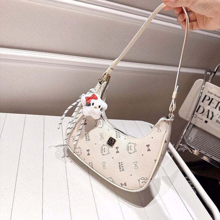 Túi Xách Nữ Dáng Thuyền Kèm Móc Khóa Sao Cực Đáng Yêu W727 - Winnie House - Ảnh 6