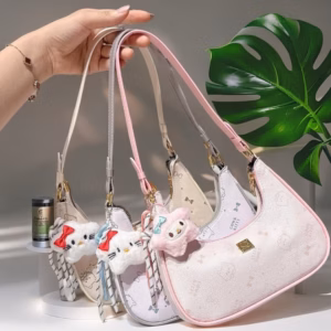 Túi Xách Nữ Dáng Thuyền Kèm Móc Khóa Sao Cực Đáng Yêu W727 - Winnie House
