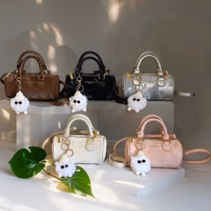 Túi Xách Nữ Vân Bóng Tặng Charm Gấu Siêu Đáng Yêu W720 - Winnie House