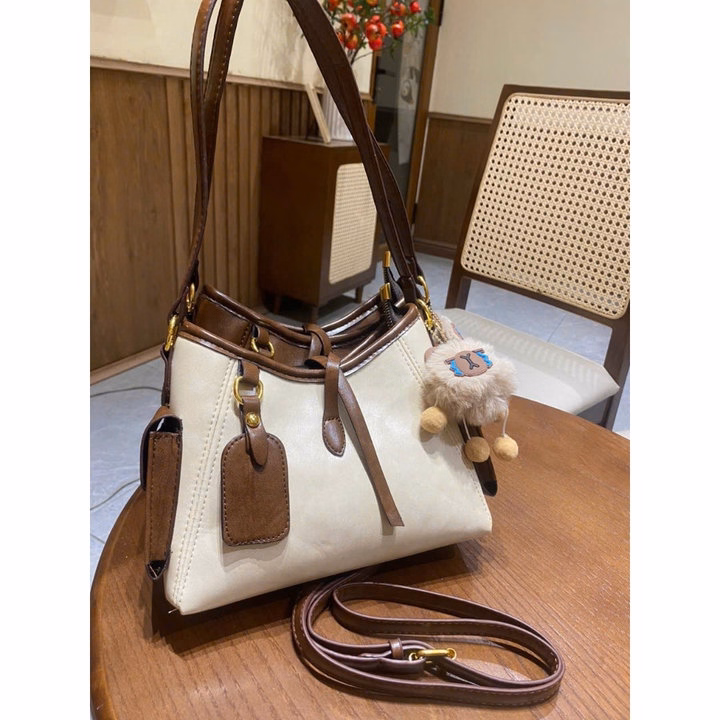 Túi Xách Nữ Da Nhăn Bóng, Tặng Kèm Móc Treo Siêu Đáng Yêu W718 - Winnie House - Ảnh 5