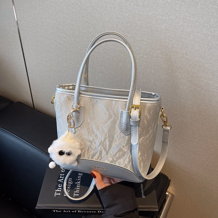 Túi Xách Nữ Da Nhung Tặng Kèm Charm Gấu Cute W712 - Winnie House - Ảnh 5