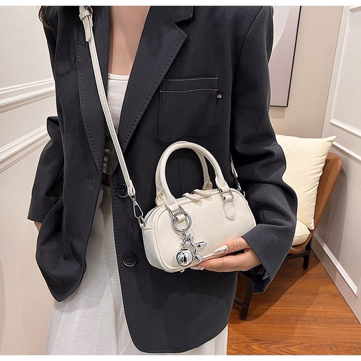 Túi Đeo Chéo Da Trơn Kèm Móc Khóa – Thanh Lịch Mọi Phong Cách W562 - Ư· - Ảnh 7