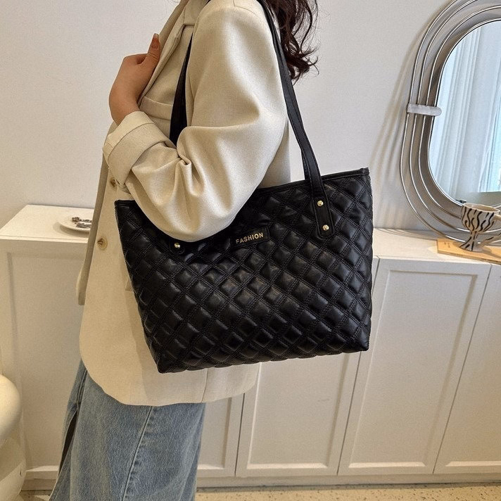 Túi Xách Nữ Công Sở – Đẹp Chuẩn Nàng Hiện Đại W605 - Winnie House - Ảnh 8