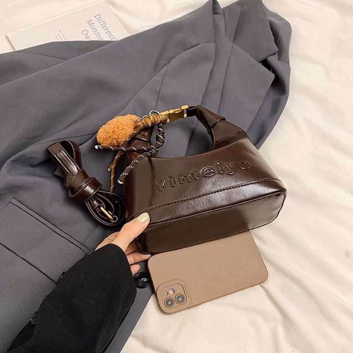 Túi Đeo Chéo Dáng Thuyền W621 – Tặng Kèm Gấu, Nhỏ Mà Sang, Đẹp Mọi Góc Nhìn - Winnie House - Ảnh 6