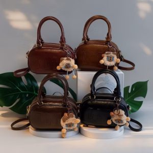 Túi Xách Nữ 2 Quai Xách Da Nhăn Bóng Sang Chảnh Kèm Gấu Nhỏ Gọn Cực Chất W627 - Winnie House