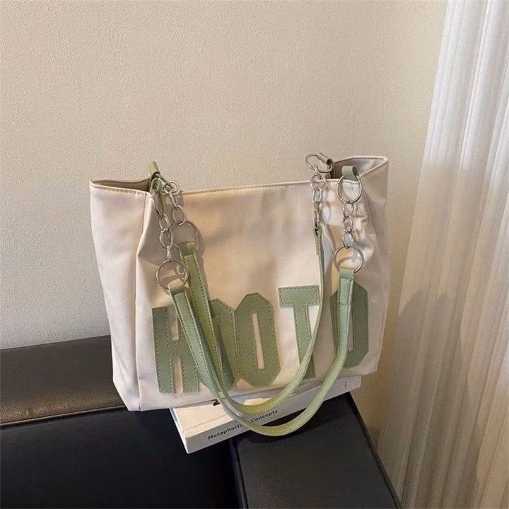 Túi Xách Nữ W638 – Thanh Lịch, Nhẹ Nhàng, Chuẩn Công Sở - Winnie House - Ảnh 2