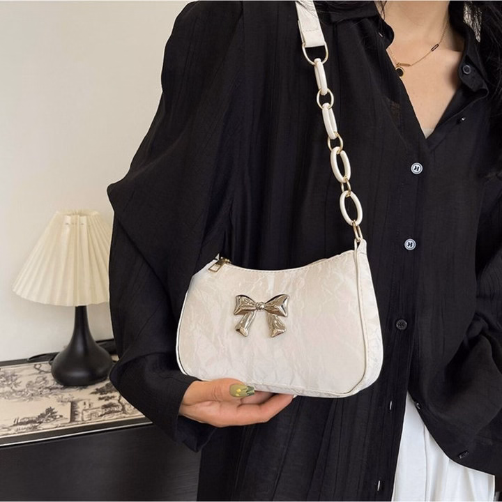 Túi Xách Nữ Da Nhung Phối Xích, Gắn Tag Bươm – Xinh Hết Nấc W645 - Winnie House - Ảnh 9