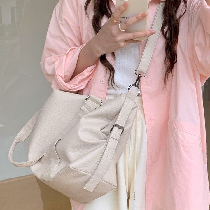 Túi Xách Nữ Cỡ Lớn Da Pu Bóng – Sang, Bền, Đa Dụng W648 - Winnie House - Ảnh 6